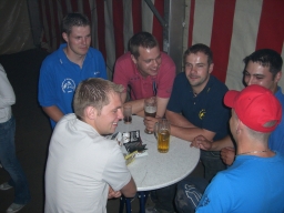 som06
